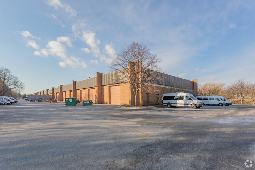 150 Blades Ln, Glen Burnie, MD à louer - Photo principale – Image 1 sur 7