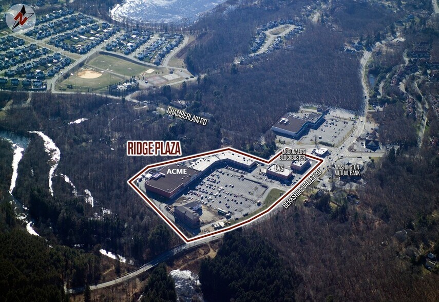 5734-5762 Berkshire Valley Rd, Oak Ridge, NJ à louer - Photo de l’immeuble – Image 3 sur 4