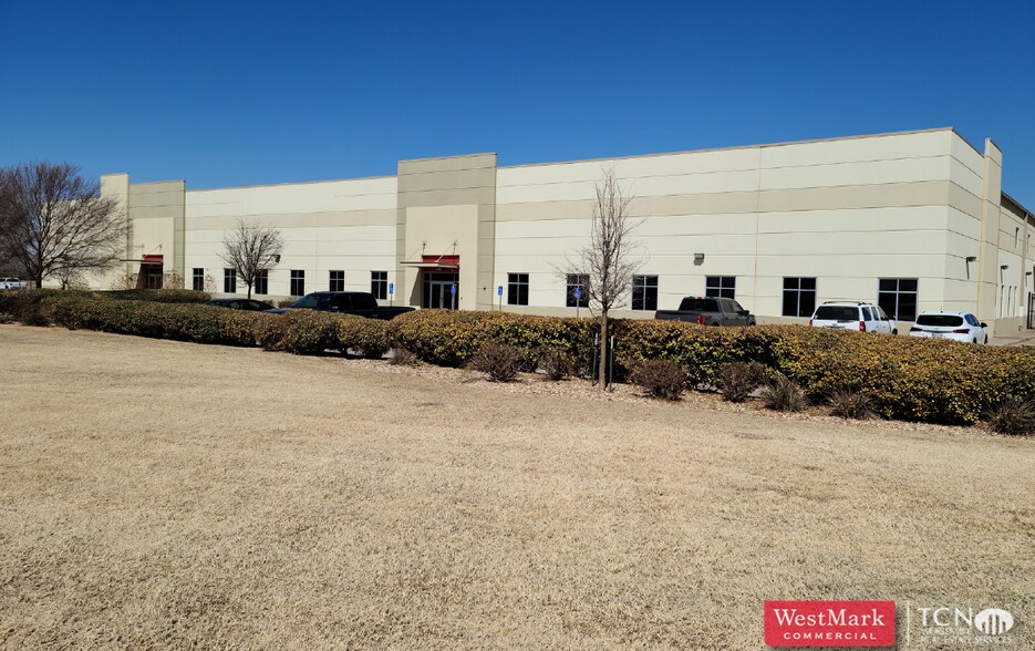 501 E Hunter St, Lubbock, TX à louer - Photo de l’immeuble – Image 2 sur 8