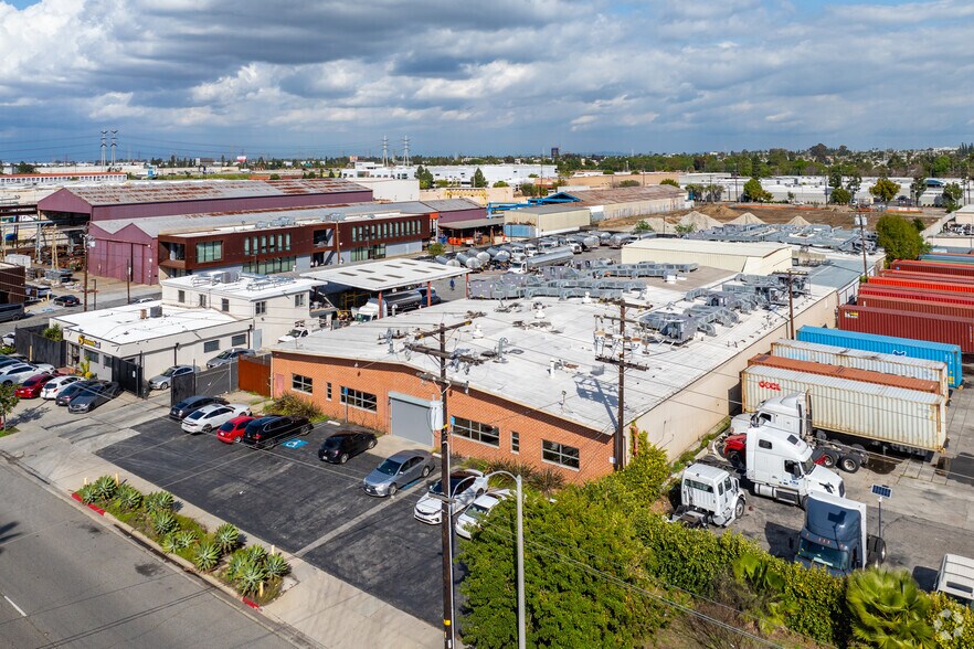 18020 S Broadway, Gardena, CA à louer - Photo de l’immeuble – Image 3 sur 13
