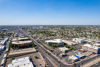 1990 W Camelback Rd, Phoenix, AZ - VUE AÉRIENNE  vue de carte