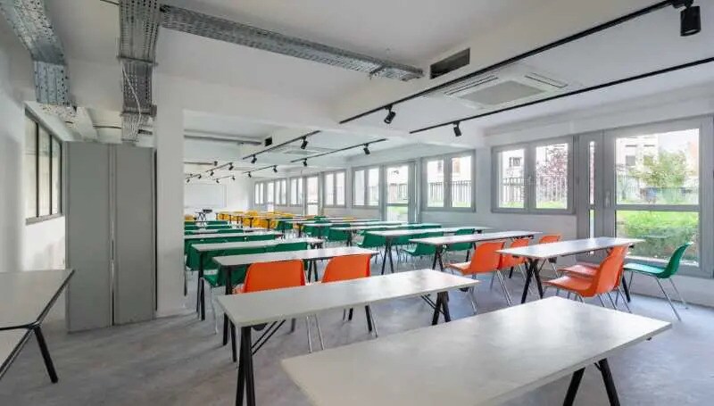 122-124 Rue Marcadet, Paris à vendre - Photo de l’immeuble – Image 2 sur 6