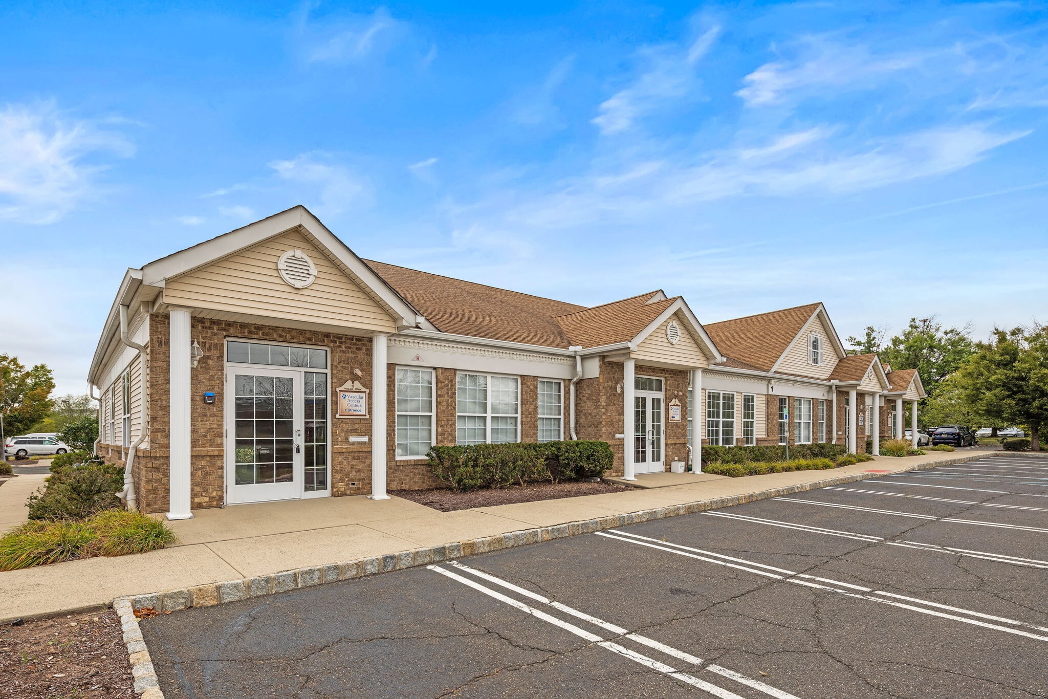 250 Old New Brunswick Rd, Piscataway, NJ à louer Photo principale– Image 1 sur 98