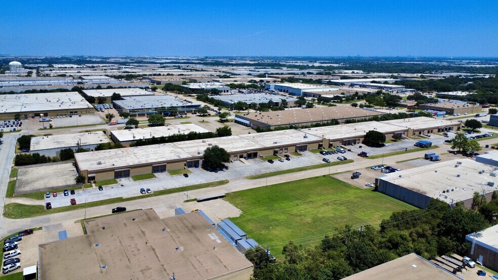 901-941 Avenue N, Grand Prairie, TX à louer - Photo de l’immeuble – Image 2 sur 4