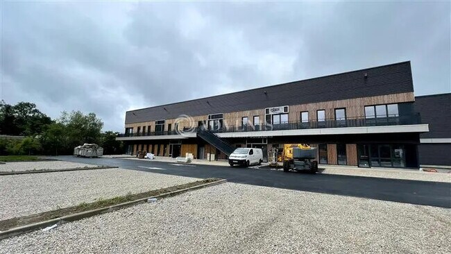 Plus de détails pour Local commercial à vendre