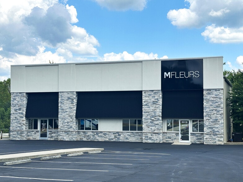 2319 Concord Lake Rd, Concord, NC à louer - Photo de l’immeuble – Image 1 sur 15