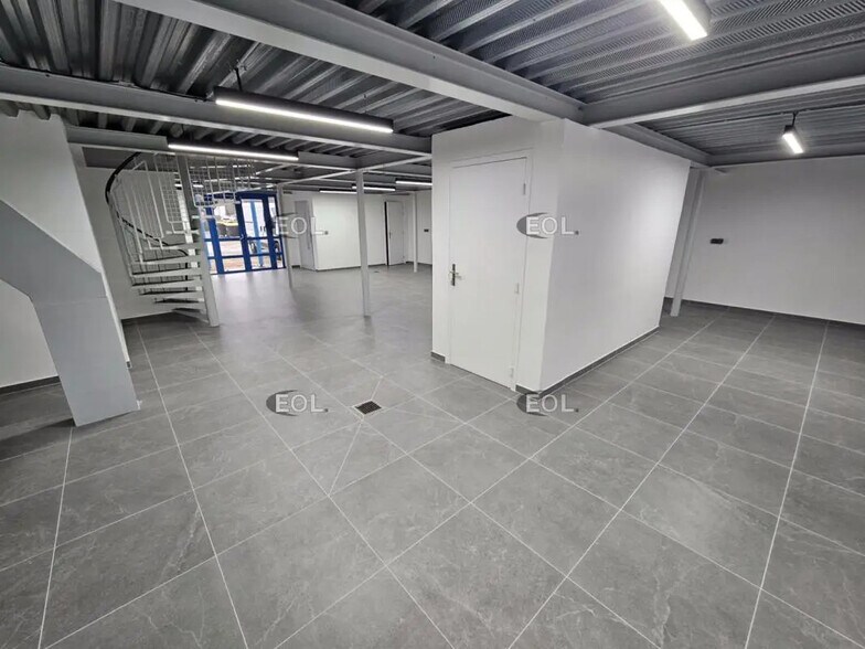 Local d’activités dans Choisy-le-Roi à louer - Photo intérieure – Image 3 sur 8