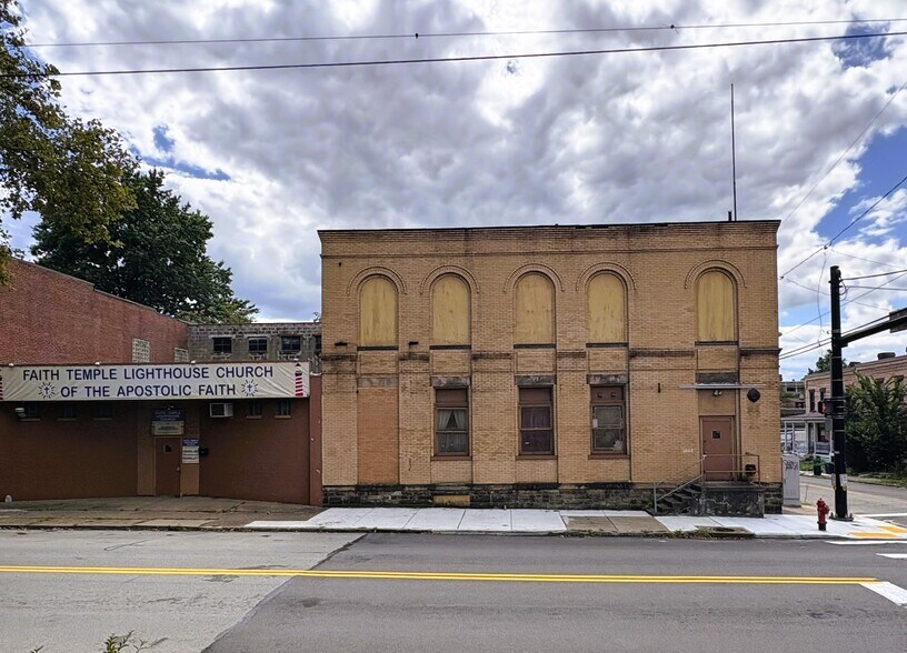 7002 Bennett St, Pittsburgh, PA à vendre - Photo de l’immeuble – Image 2 sur 6