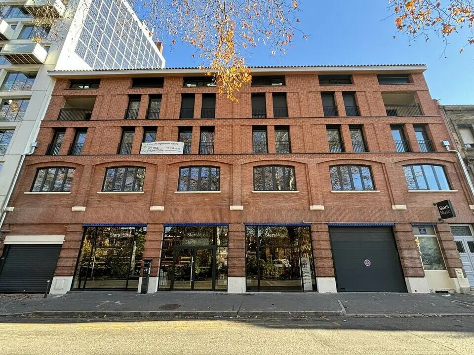 Bureau dans Toulouse à louer Photo de l’immeuble– Image 1 sur 8