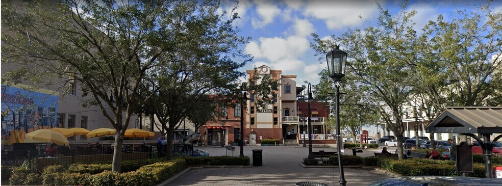 111 23rd St, Galveston, TX à louer - Photo de l’immeuble – Image 3 sur 25