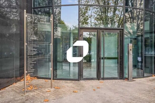 Plus de détails pour Bureau à vendre