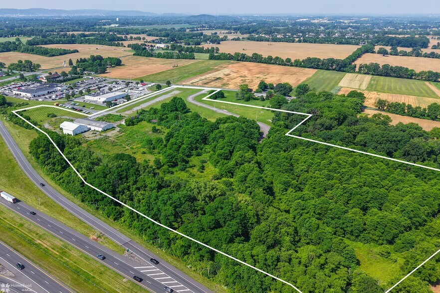 270 Country Club Rd, Easton, PA à vendre - Photo de l’immeuble – Image 3 sur 4