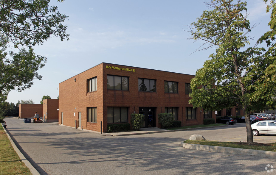 165 Matheson Blvd E, Mississauga, ON à louer - Photo principale – Image 1 sur 2