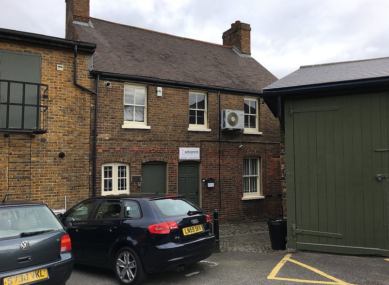 Buckland Rd, Maidstone à louer - Photo principale – Image 1 sur 7