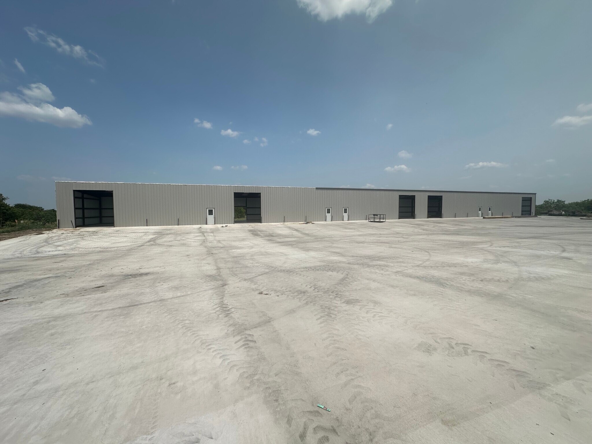 12216 Mitchell Dr, Alvarado, TX à louer Photo de l’immeuble– Image 1 sur 7