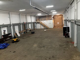 Plus de détails pour 373 Pleasant Ave, Hamburg, NY - Industriel/Logistique à louer