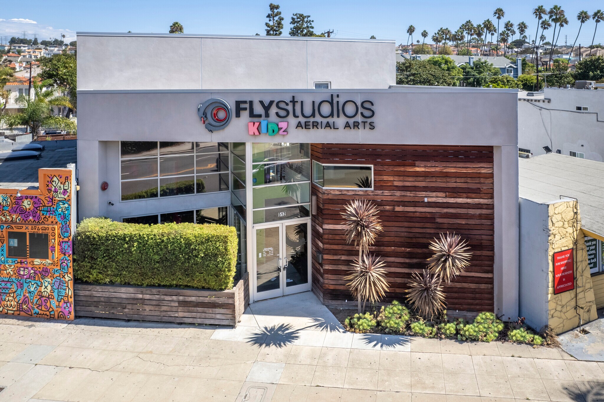 512 N Pacific Coast Hwy, Redondo Beach, CA à vendre Photo principale– Image 1 sur 35