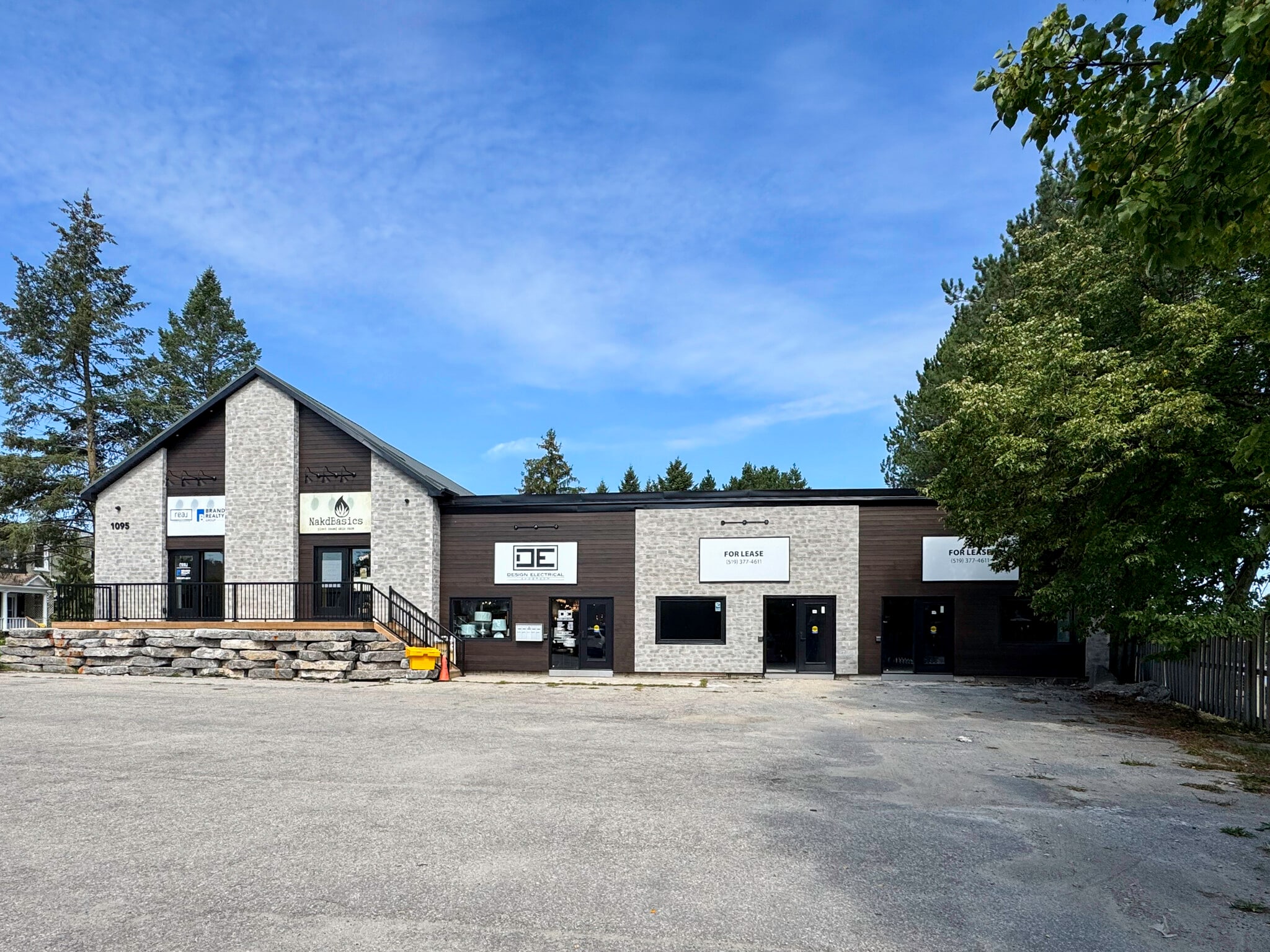 1095 1st Av W, Owen Sound, ON à louer Photo de l’immeuble– Image 1 sur 2