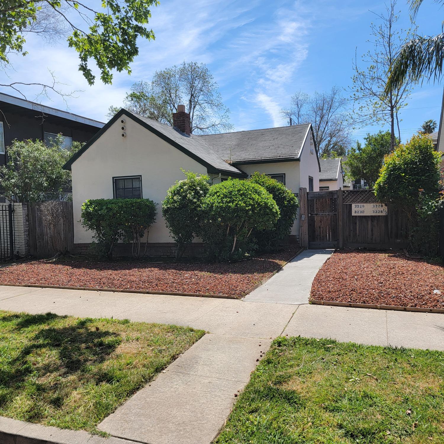 3226 W St, Sacramento, CA à vendre Photo principale– Image 1 sur 20