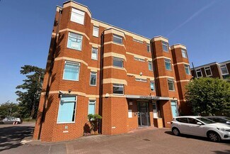 Plus de détails pour Oxford Rd, Aylesbury - Bureau à louer