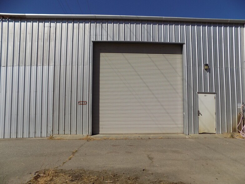 26011 State Route 254, Redcrest, CA à louer - Photo de l’immeuble – Image 1 sur 3