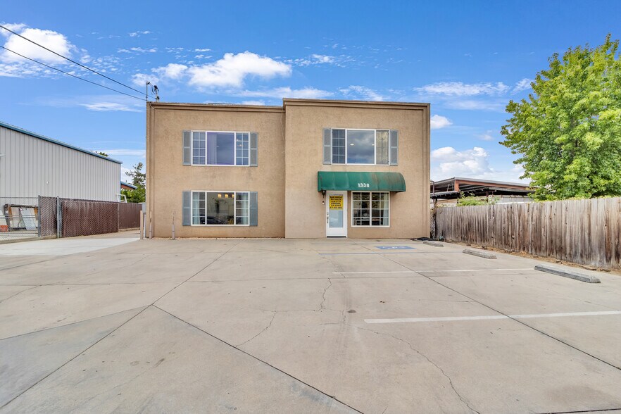 1338 D St, Ramona, CA à vendre - Photo de l’immeuble – Image 3 sur 44