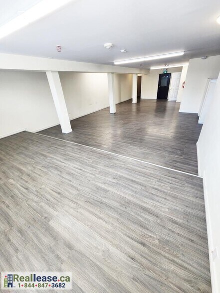 138 Main St W, Shelburne, ON à louer - Photo de l’immeuble – Image 2 sur 23