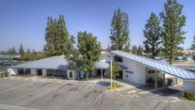5151 Stockdale Hwy, Bakersfield, CA - VUE AÉRIENNE  vue de carte - Image1