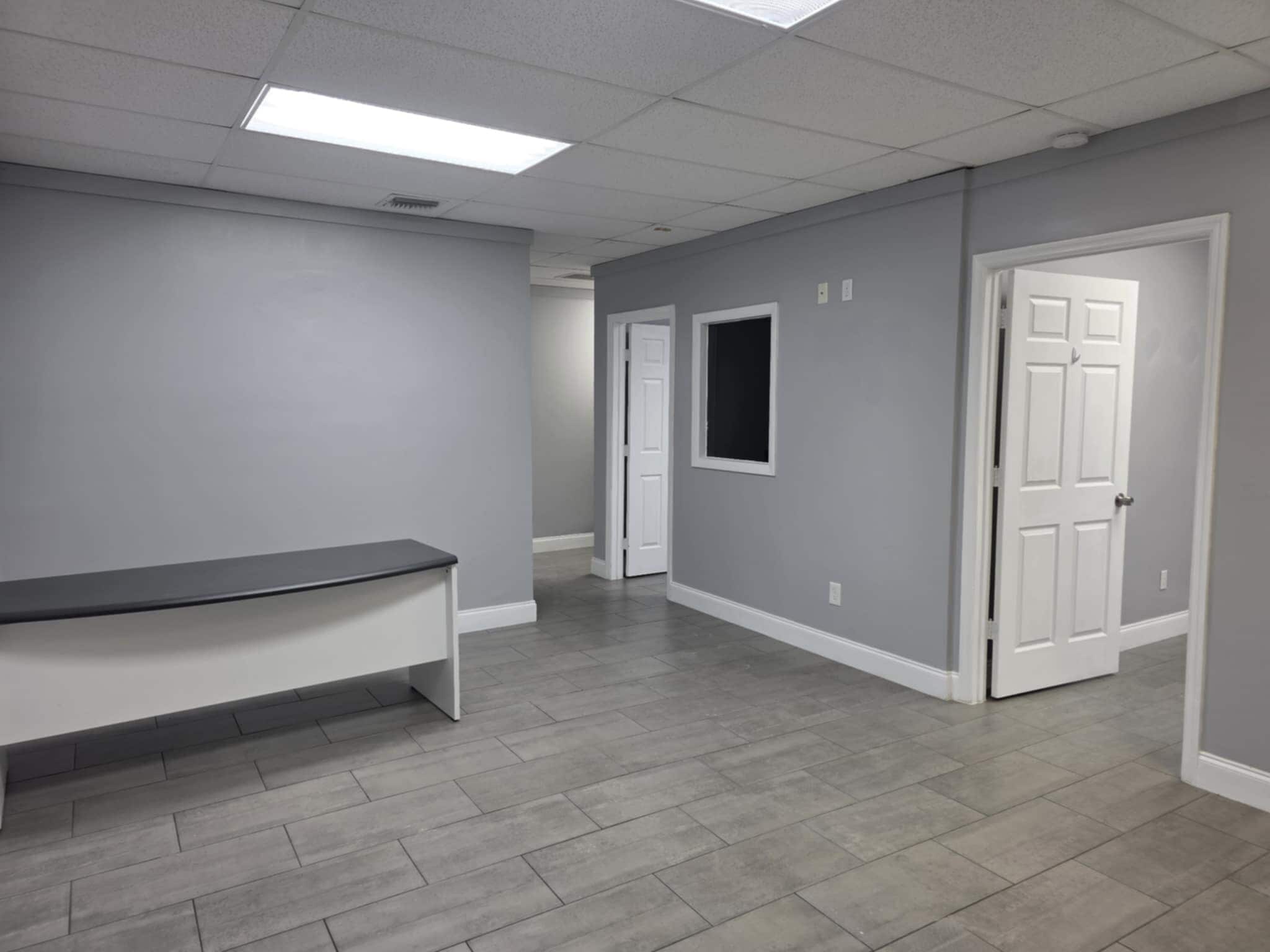 2333 N State Road 7, Margate, FL à louer Photo intérieure– Image 1 sur 6