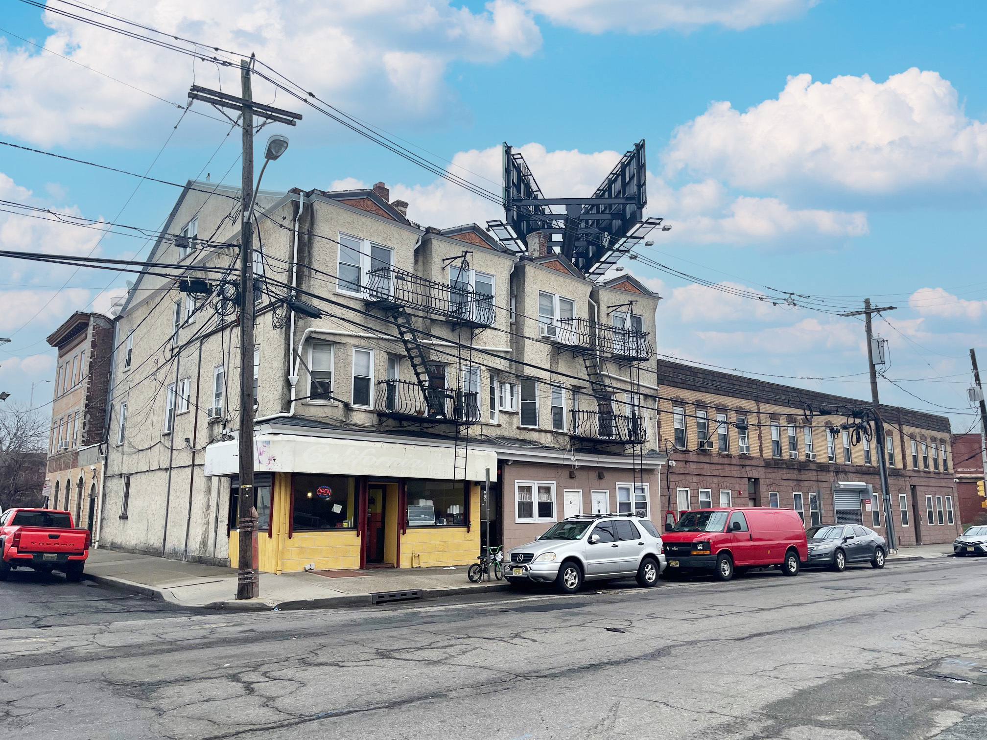 60-62 Dayton Ave, Passaic, NJ à vendre Photo de l’immeuble– Image 1 sur 10