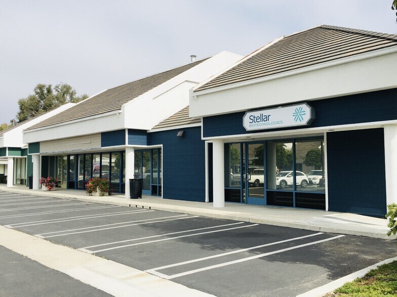 301 E Port Hueneme Rd, Port Hueneme, CA à louer - Photo de l’immeuble – Image 2 sur 5