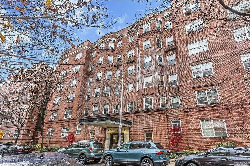 3524 78th St, Jackson Heights, NY 11372 - Lot B14 -  - Photo intérieure - Image 1 of 8