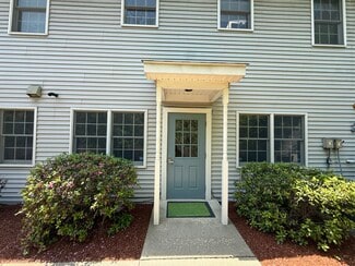 Plus de détails pour 694 Main St, Holden, MA - Bureau à louer