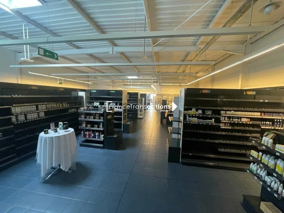 Local commercial dans Portet-sur-Garonne à louer Photo intérieure– Image 1 sur 7