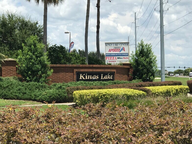 13135 Kings Lake Dr, Gibsonton, FL à louer - Photo de l’immeuble – Image 3 sur 12