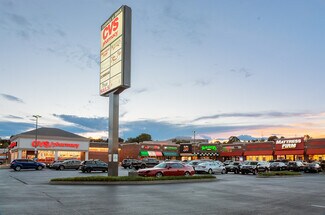 Plus de détails pour 2111 N Roan St, Johnson City, TN - Local commercial à louer