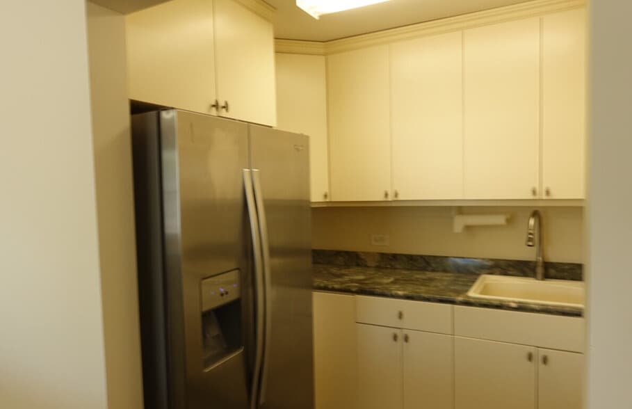 235-245 NE 4th Ave, Delray Beach, FL à louer - Photo intérieure – Image 3 sur 7