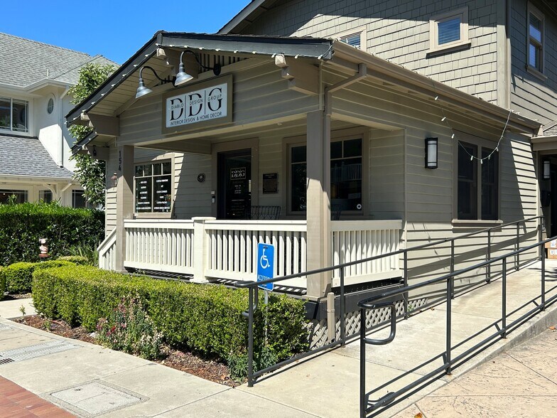154 E Prospect Ave, Danville, CA à louer - Photo de l’immeuble – Image 1 sur 8