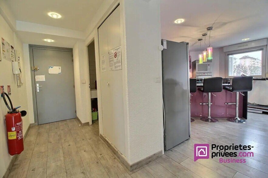 Bureau dans Annecy à vendre - Photo de l’immeuble – Image 3 sur 8