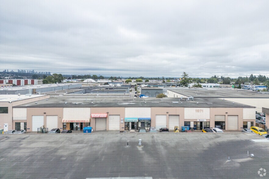 11071 Bridgeport Rd, Richmond, BC à louer - Photo de l’immeuble – Image 2 sur 3