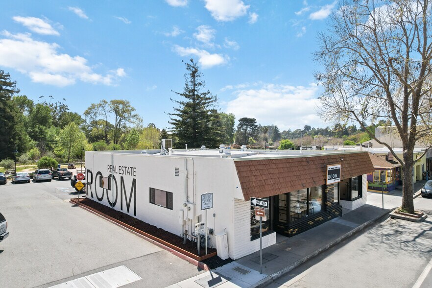 4746 Soquel Dr, Soquel, CA à vendre - Photo de l’immeuble – Image 2 sur 24