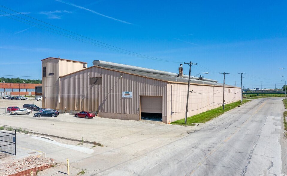 2100 Manchester Trwy, Kansas City, MO à vendre - Photo de l’immeuble – Image 3 sur 15