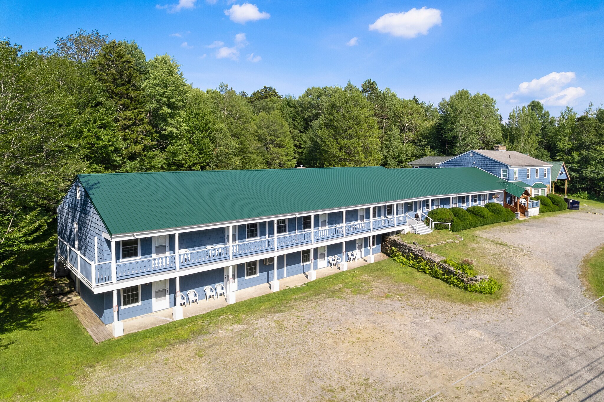 344 Vt Route 100, West Dover, VT à vendre Photo principale– Image 1 sur 68