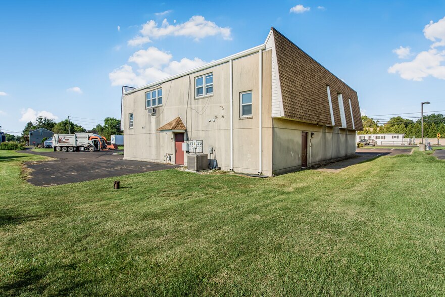 519 Richlandtown Pike, Richlandtown, PA à louer - Photo de l’immeuble – Image 2 sur 18
