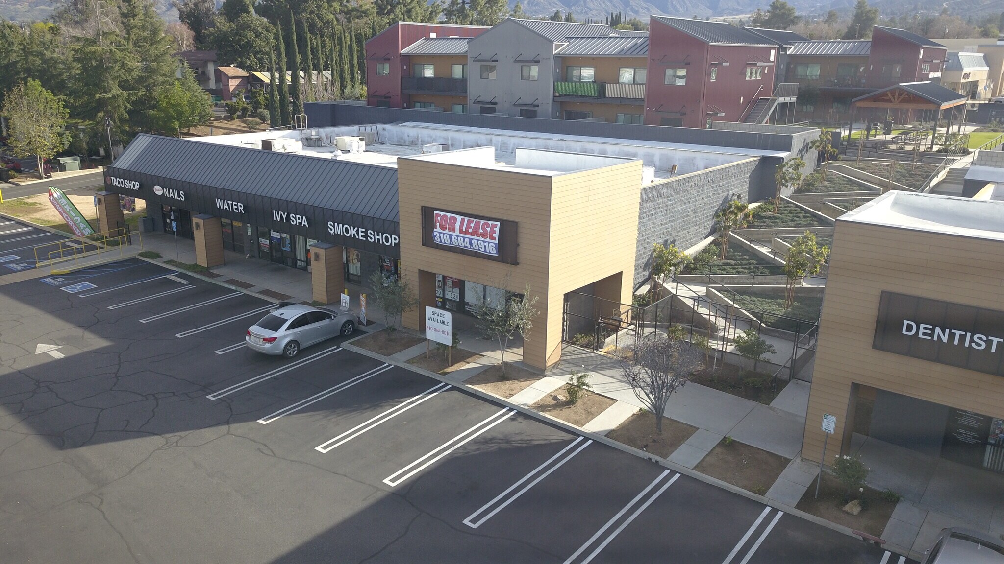 34366 Yucaipa Blvd, Yucaipa, CA à louer Photo de l’immeuble– Image 1 sur 4