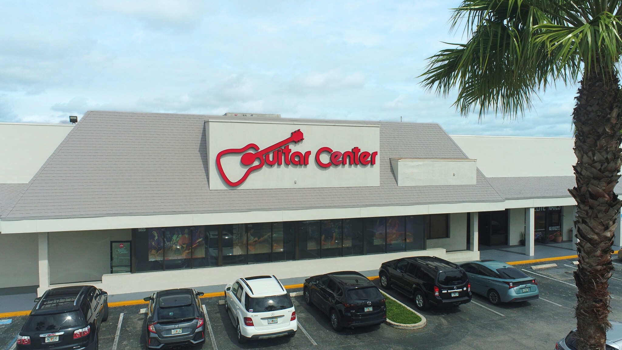 5021-5101 W Okeechobee Blvd, West Palm Beach, FL à louer Photo principale– Image 1 sur 9