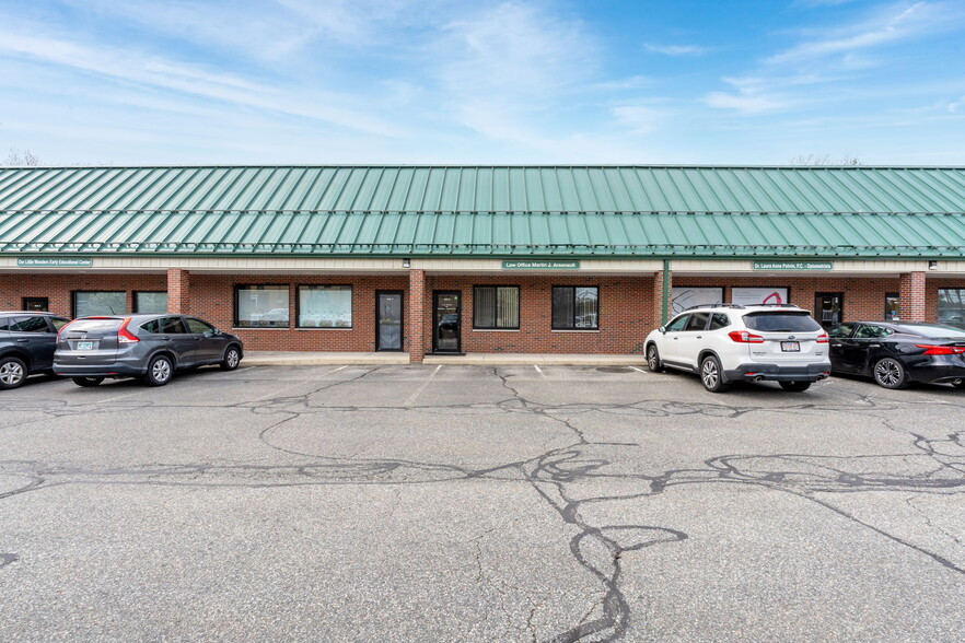 939-941 Salem St, Groveland, MA à vendre - Photo de l’immeuble – Image 2 sur 16