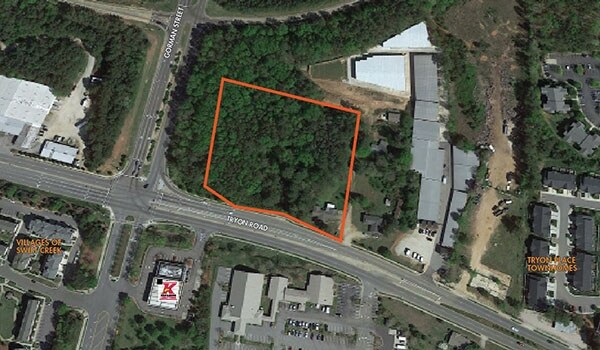 3712 Tryon Rd, Raleigh, NC à vendre - Photo de l’immeuble – Image 3 sur 3