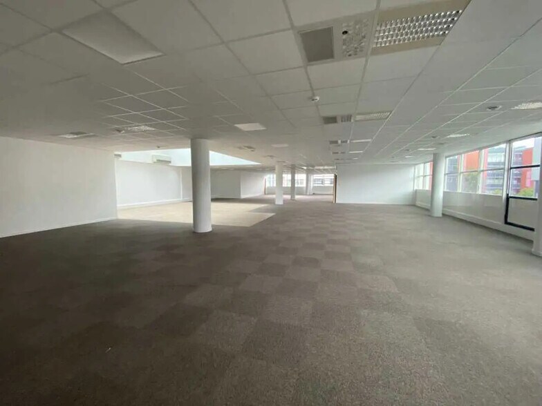 Bureau dans Lyon à louer - Photo de l’immeuble – Image 3 sur 12