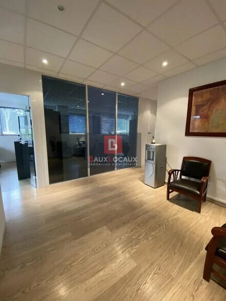 Bureau dans Avignon à vendre - Photo intérieure – Image 2 sur 9